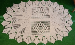 TAPETE CROCHE BEGE REDONDO 167X114