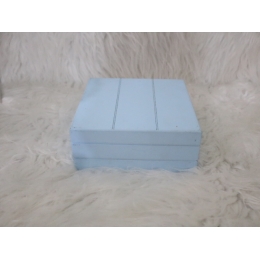 CAIXA ALTURA P AZUL RISCADA